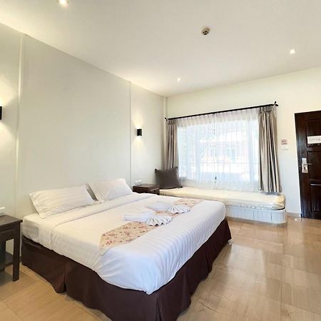 โรงแรม 3บีบูทีค เชียงใหม่ ภายนอก รูปภาพ