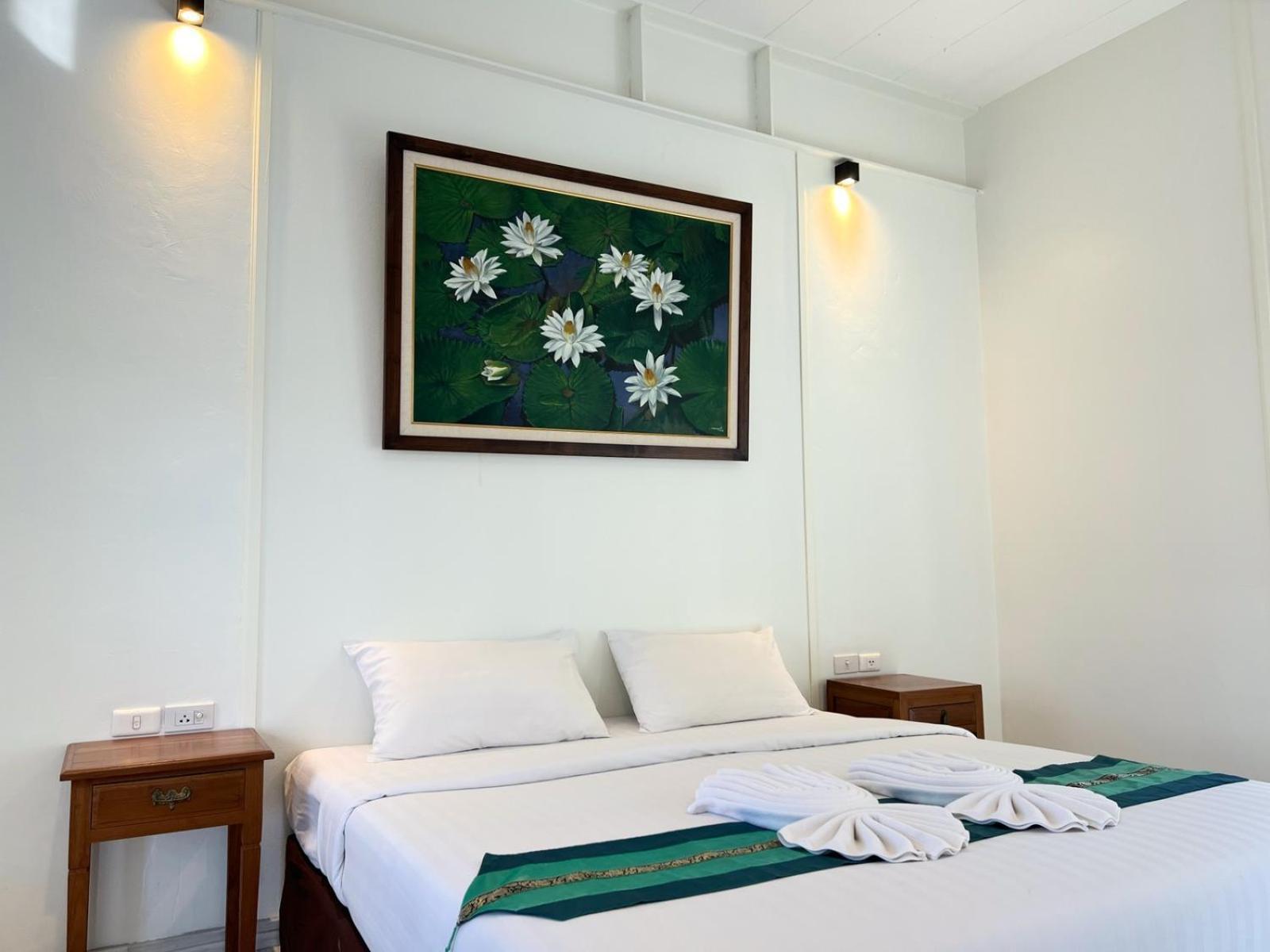 โรงแรม 3บีบูทีค เชียงใหม่ ภายนอก รูปภาพ