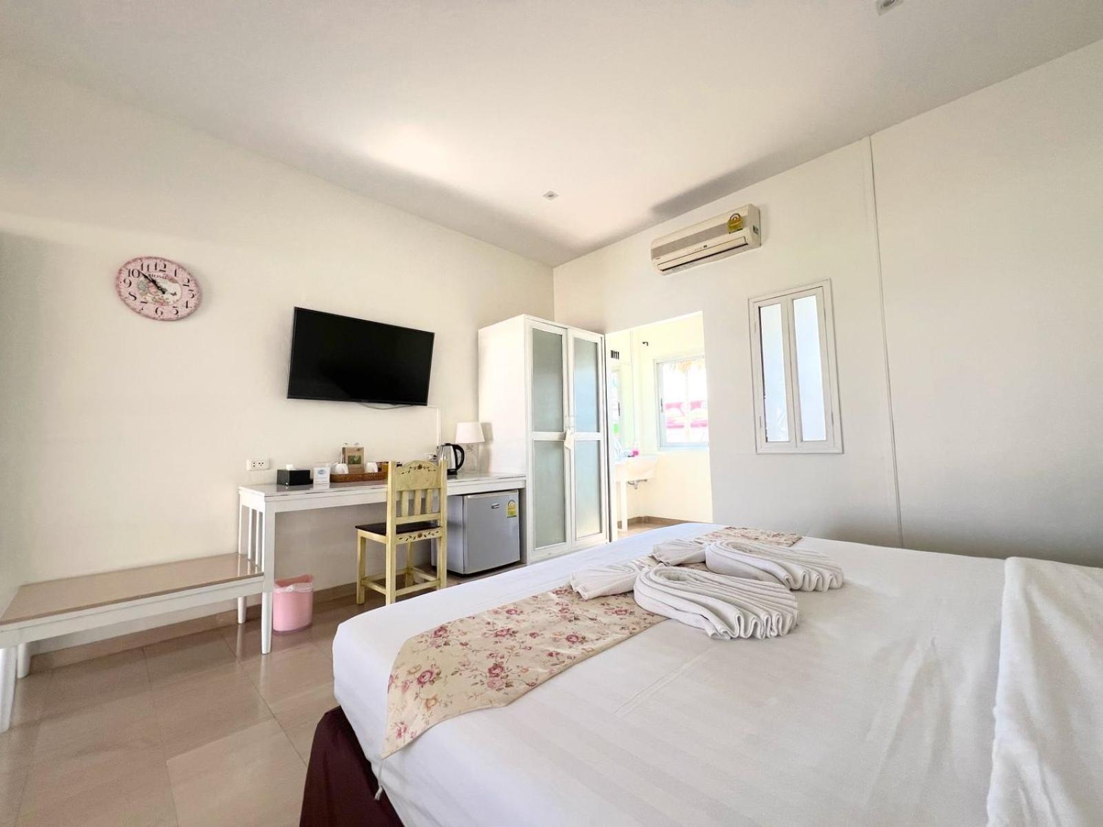 โรงแรม 3บีบูทีค เชียงใหม่ ภายนอก รูปภาพ
